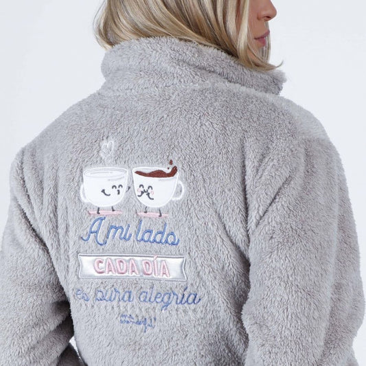 MR WONDERFUL Bata Manga Larga Calentita: me gustas mas. Mujer gris