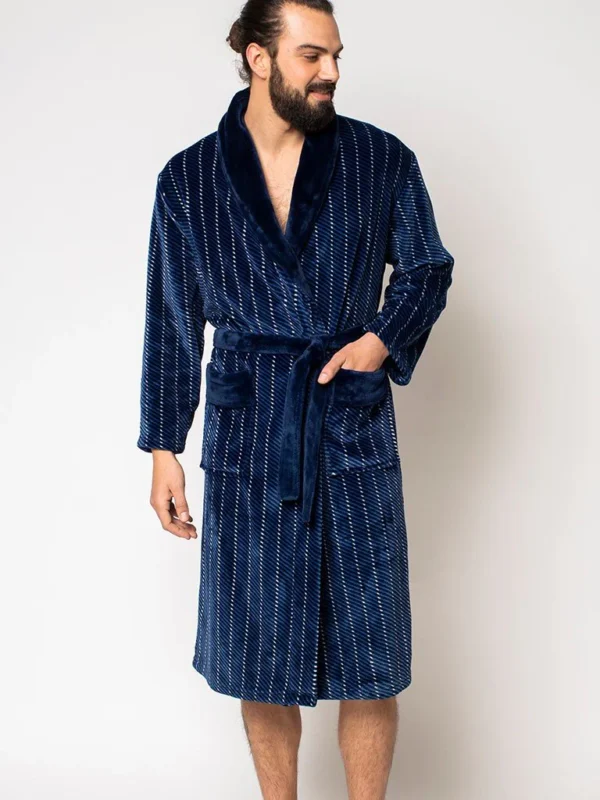 Bata de Invierno Coralina fondo azul marino y cordón blaco para hombre