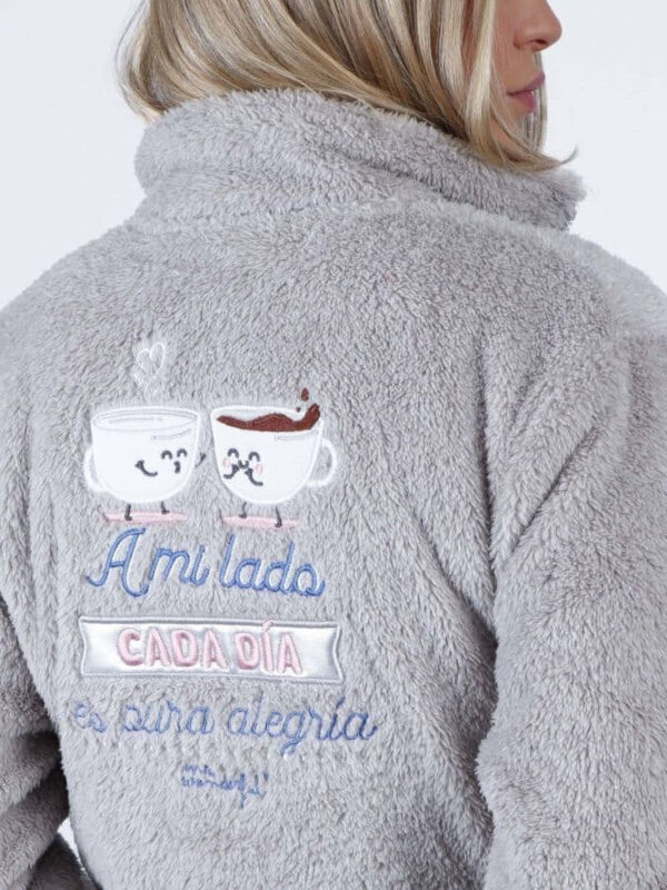 MR WONDERFUL Bata Manga Larga Calentita: me gustas mas. Mujer gris